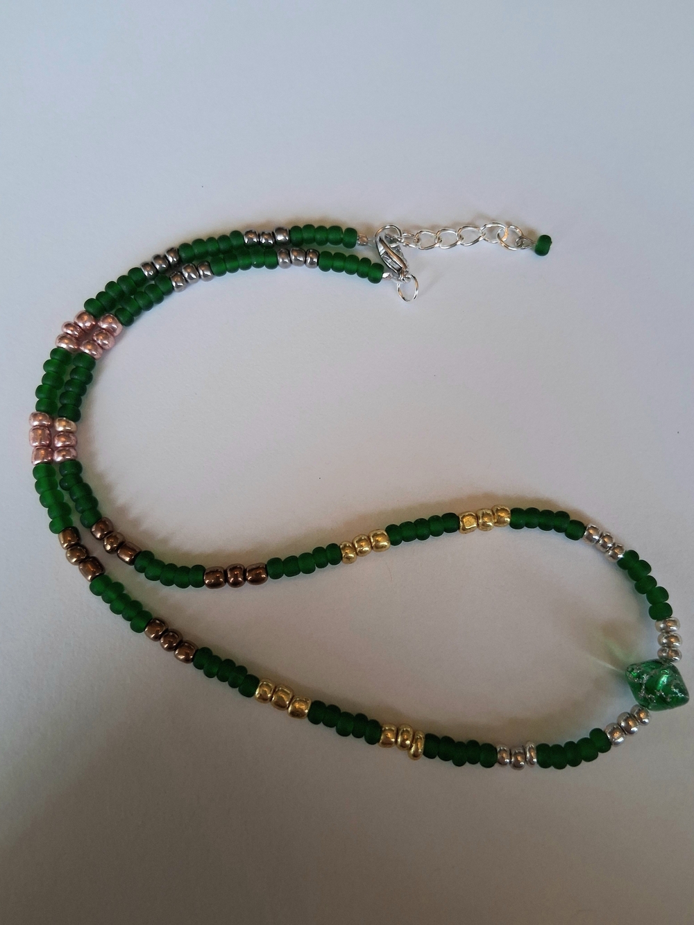 Emerald Green Beaded Necklace with Mixed Metallic Accents
